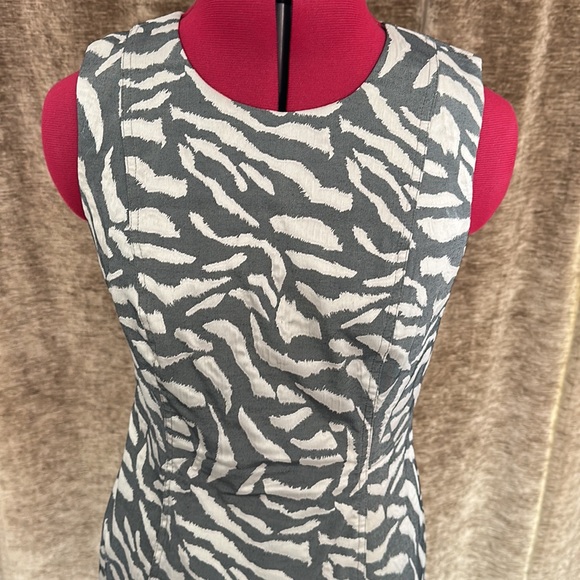 Calvin Klein MIDI Dress - Picture 2 of 4